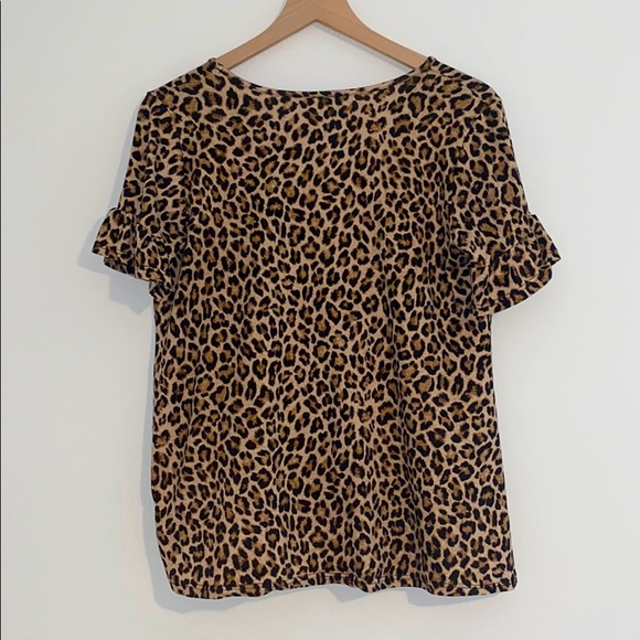 Cheetah Print shirt - Picture 2 of 3